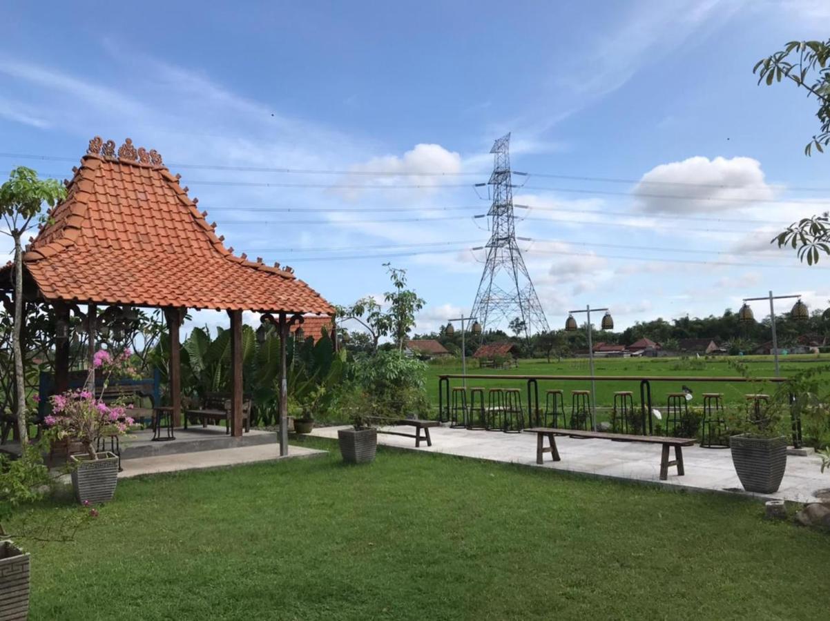Legiyem Homestay Yogyakarta Extérieur photo